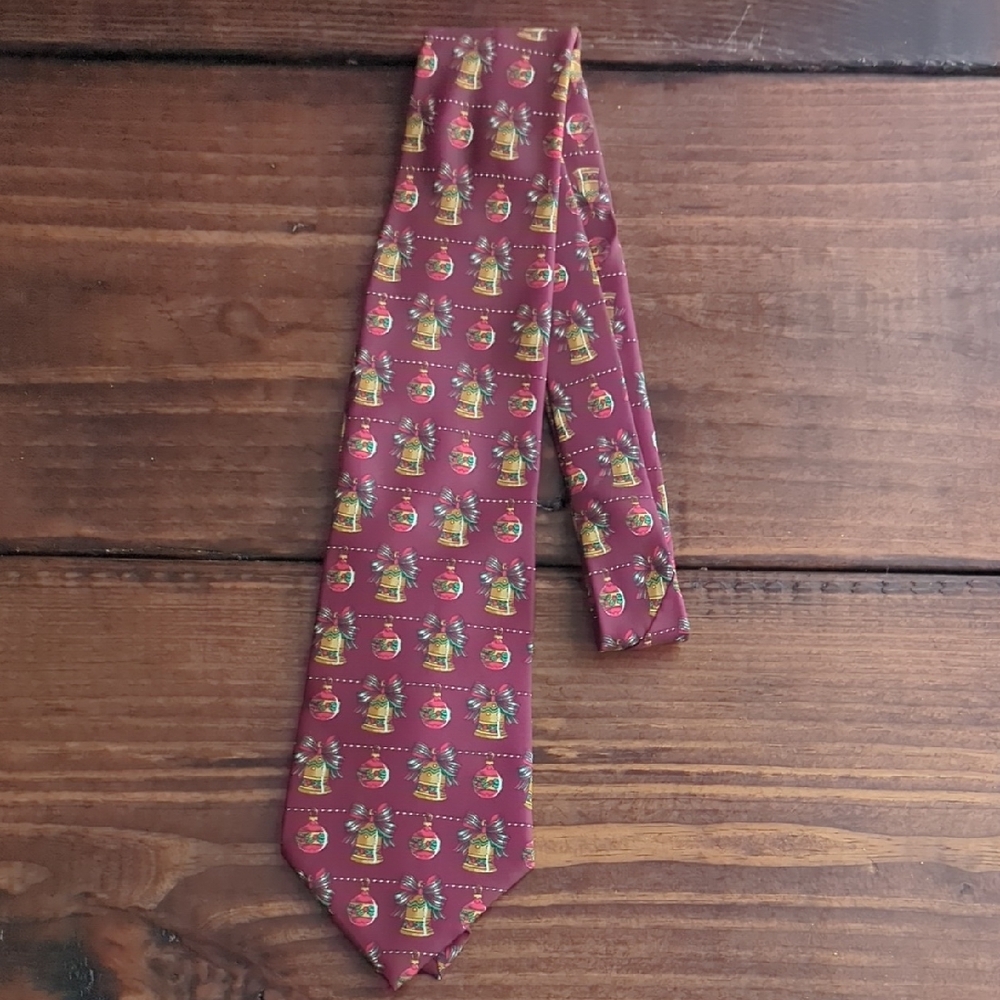 American Traditions 100% Italian Silk Mens Tie Made In America Vintage Holiday